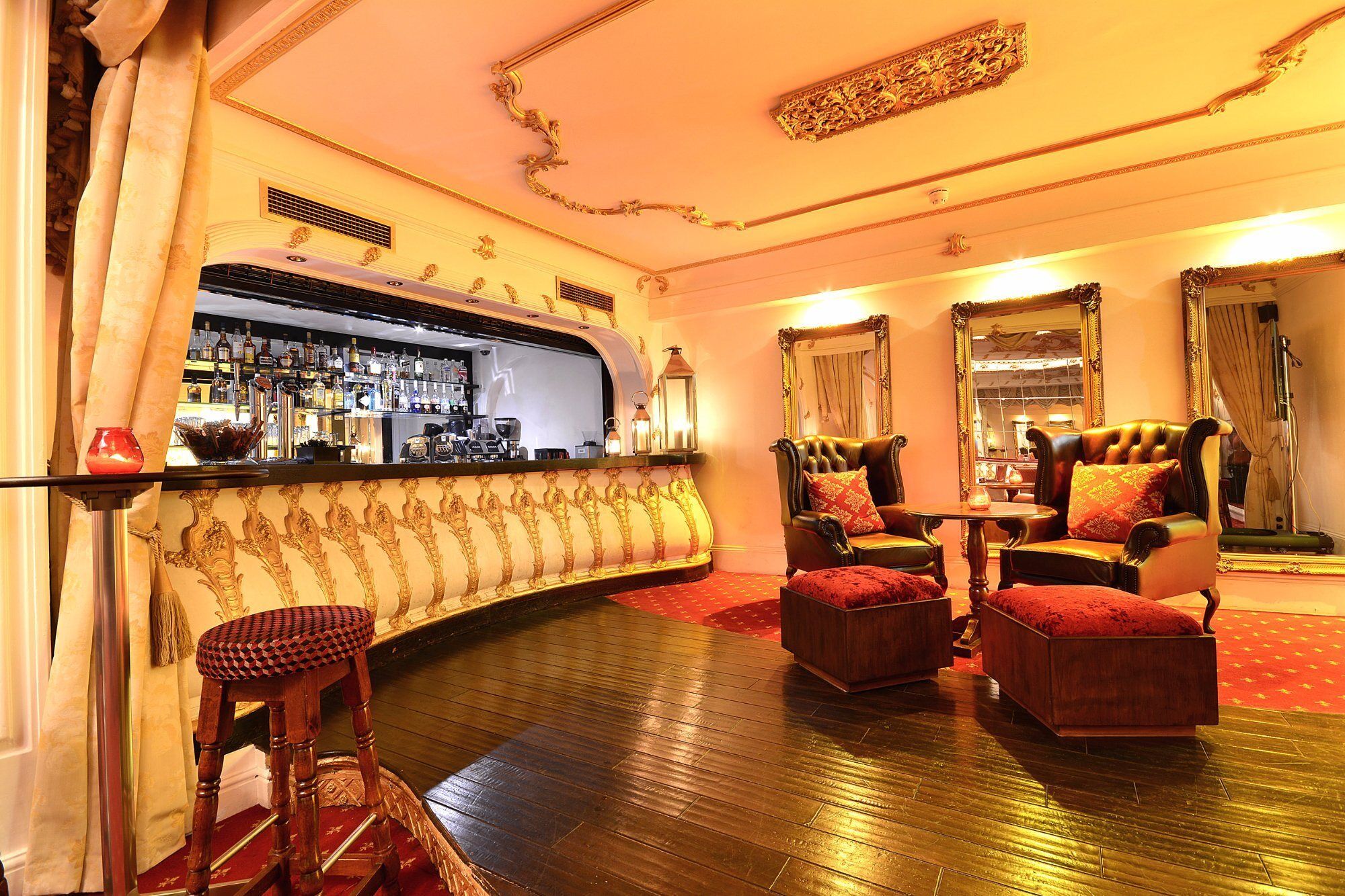 Grand Royale Hyde Park 4* Londra